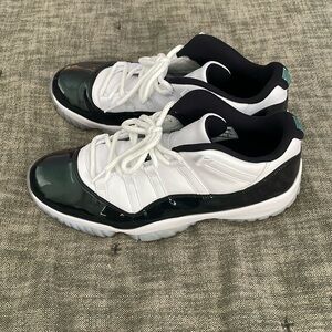Air Jordan 11 Retro Low